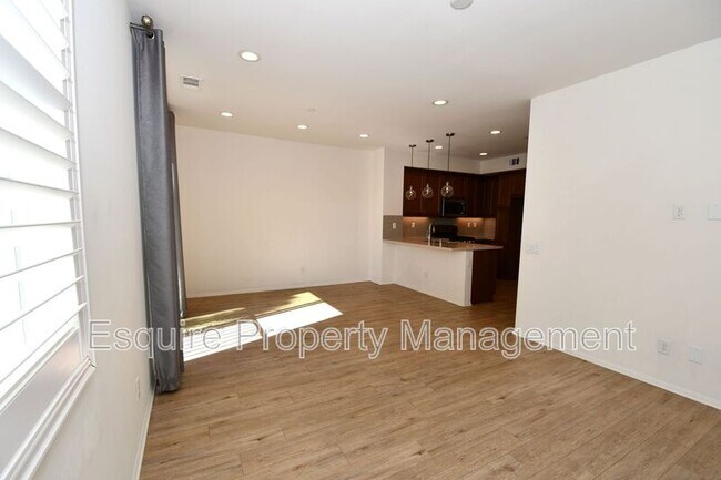 Building Photo - 433 Castiano St