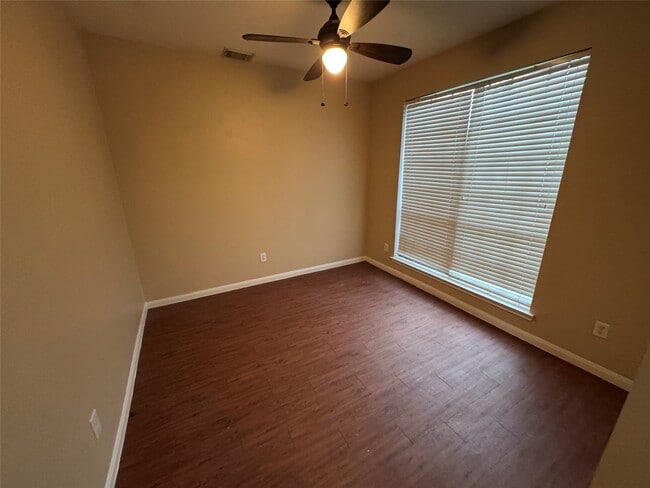 Building Photo - 4018 Longway Estates Ct