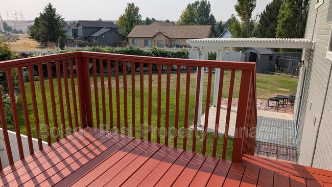 Building Photo - 5734 S Hollyhock Pl