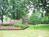Building Photo - 4299 Pine Ridge Ct
