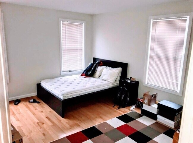 Building Photo - 6 Harleston St