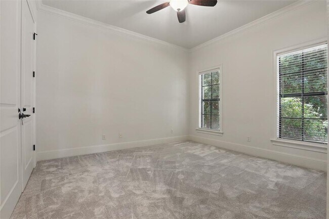 Building Photo - 11051 Coniston Way
