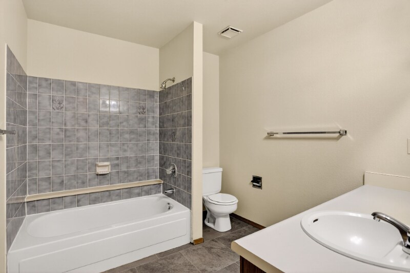 Building Photo - 4303 Hawks Lookout Ln