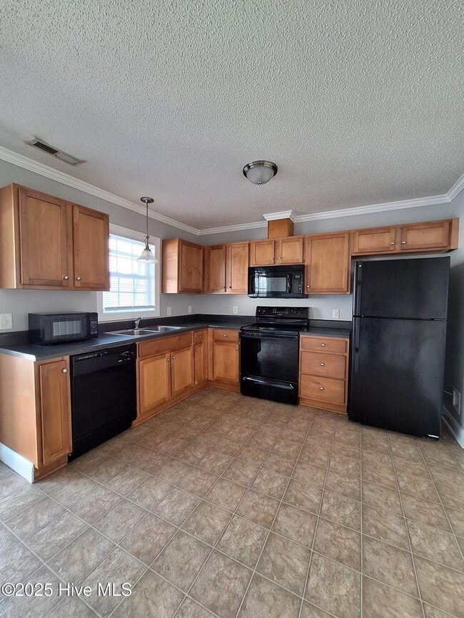 Building Photo - 4247 Dudleys Grant Dr