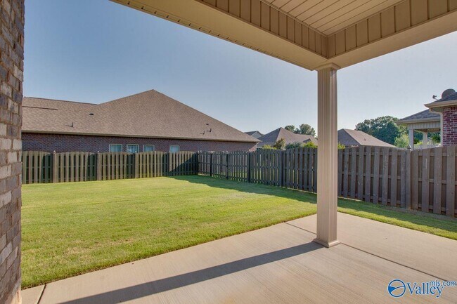 Building Photo - 2964 Magnolia Park Drive Southeast
