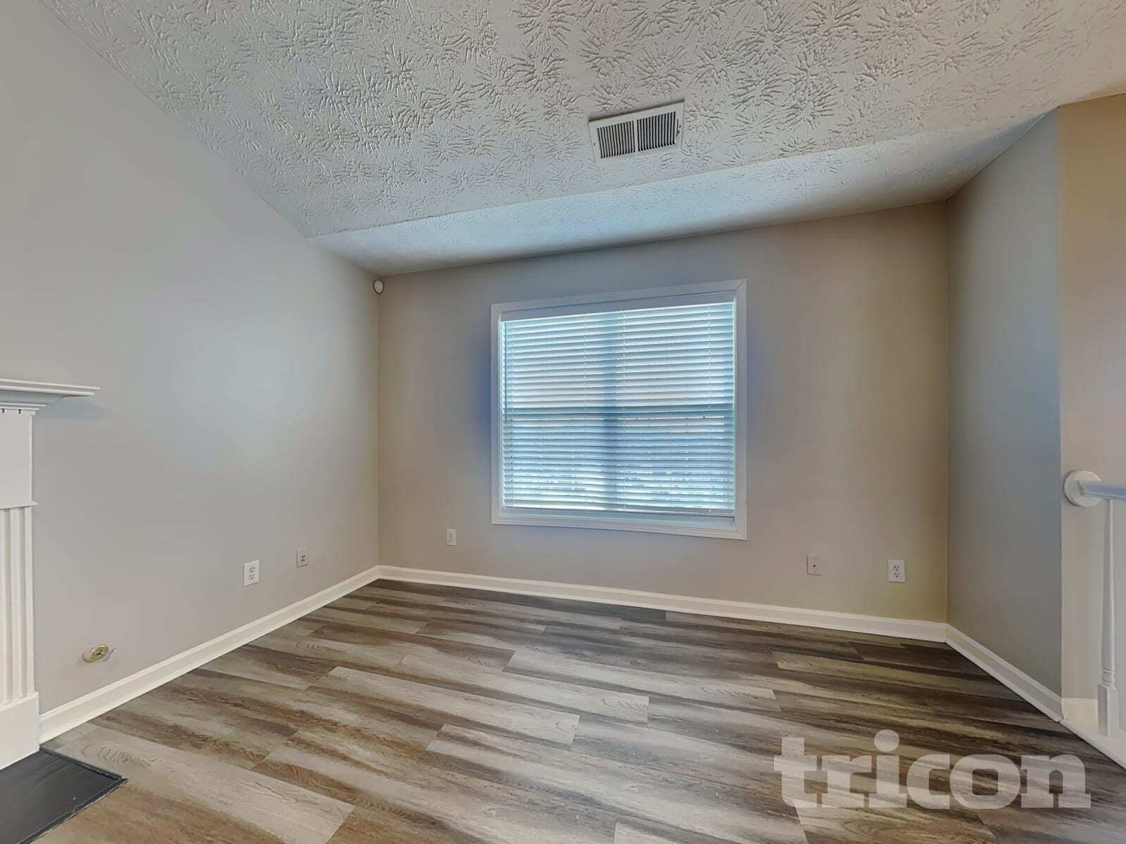 Building Photo - 38 Ann Cir