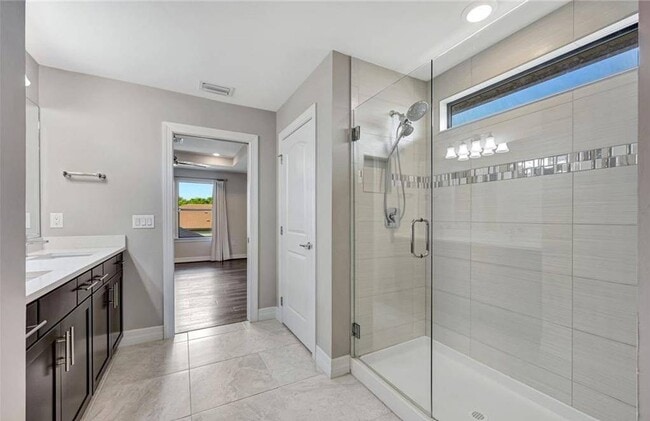 Building Photo - 7265 Wilton Dr N