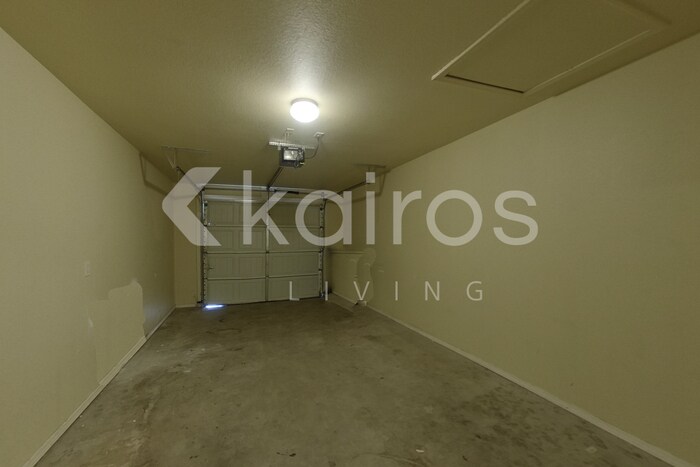 Building Photo - 3909 Thomas St