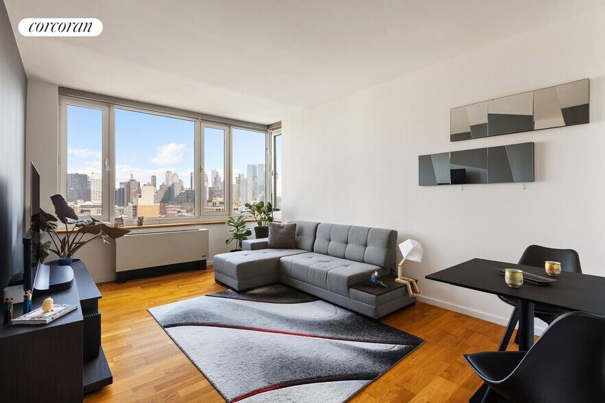 Building Photo - 635 W 42nd St