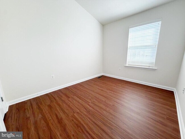 Building Photo - 23008 Meadow Mist Rd