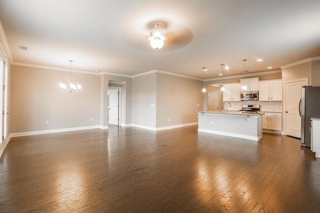 Building Photo - 149 Laurel Hill Pl
