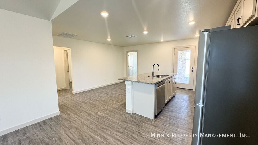 Building Photo - 8005 Date Ave