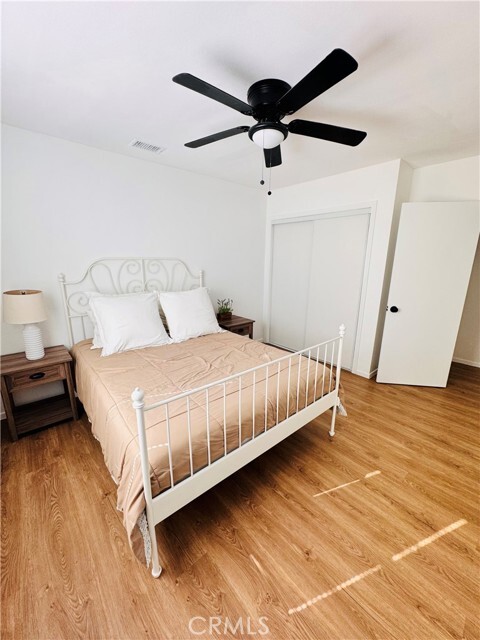 Building Photo - 26814 Mansfield St