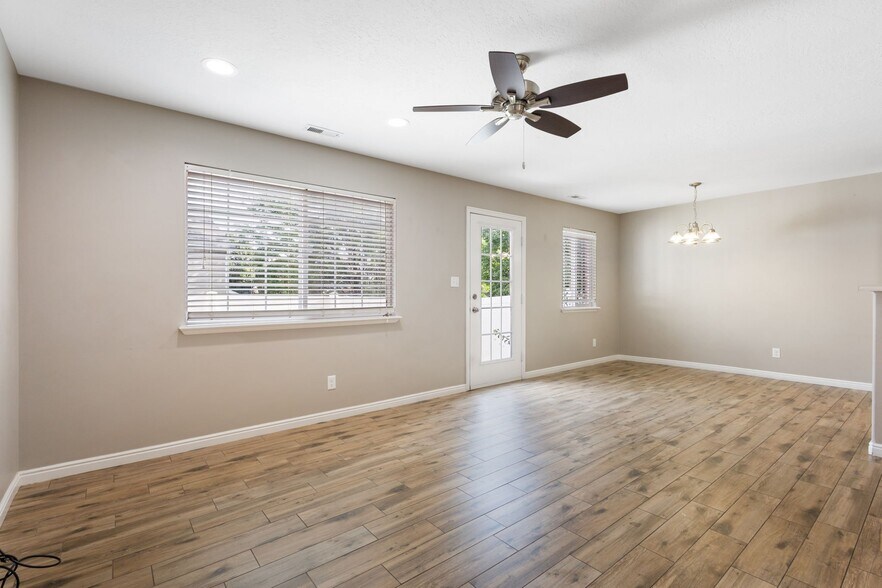 Building Photo - 3878 Sage Meadow Dr
