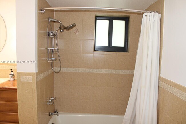 Building Photo - 6371 SW 109th Ct