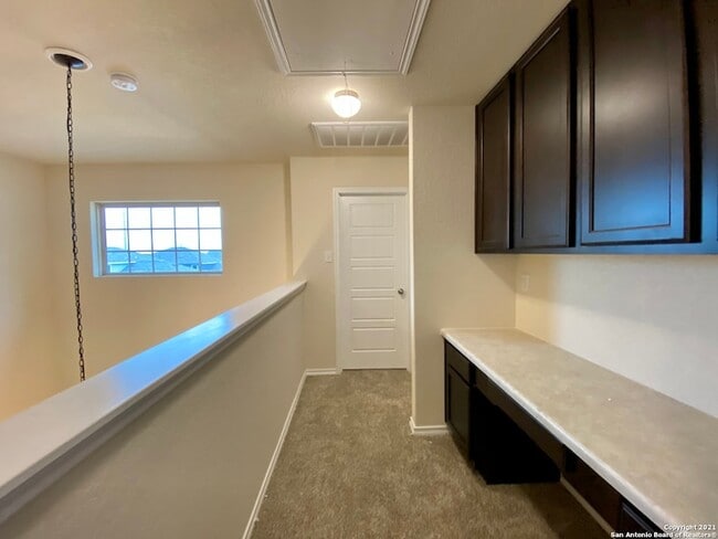 Building Photo - 491 Hunters Rnch E