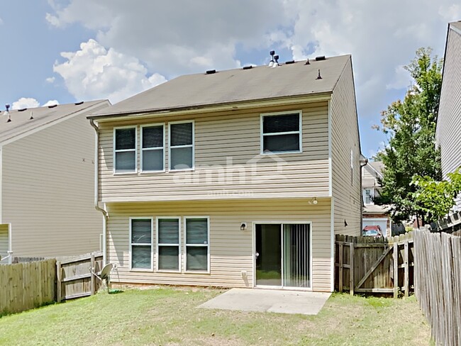 Building Photo - 2942 Briaroak Dr