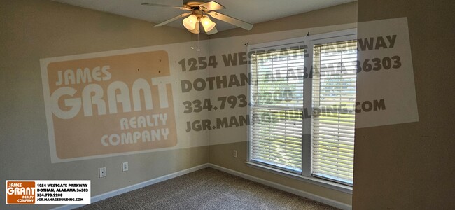 Building Photo - 302 Brushfire Dr