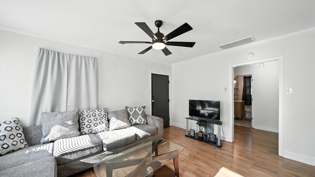 Building Photo - 3236 Allison Ave