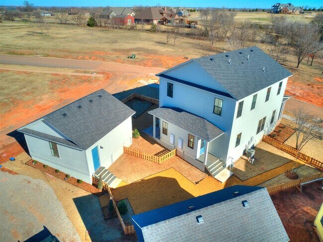 Building Photo - 29615 E Rdg Rd
