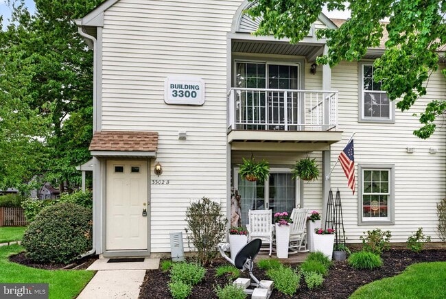 Building Photo - 3302B Ramsbury Ct