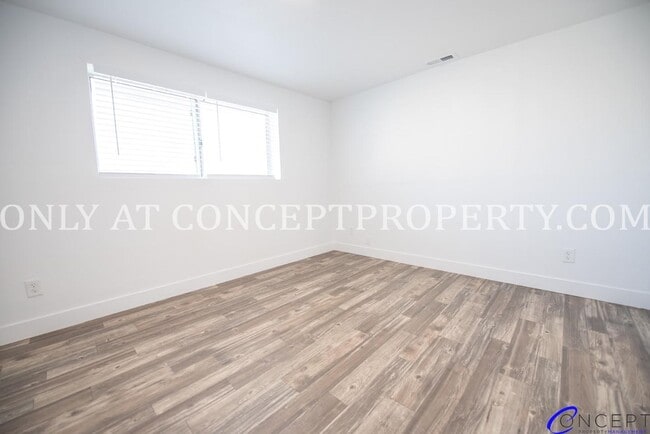 Building Photo - Newly Remodeled 5-Bedroom Home | 2-Car Gar...