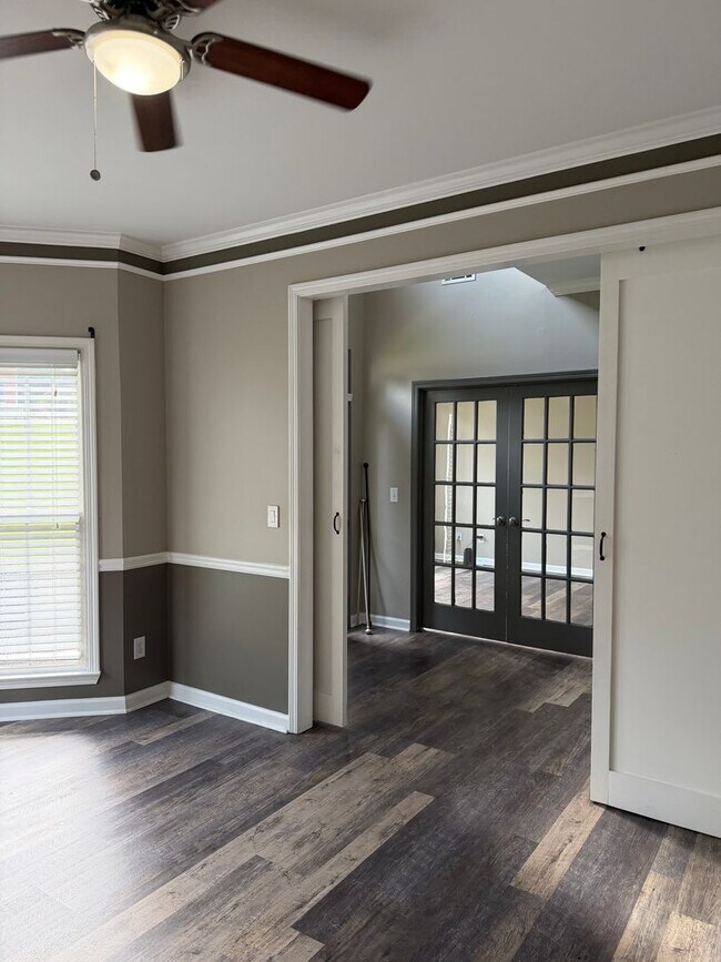Building Photo - 3 Bed 2.5 Bath House in Flowery Branch