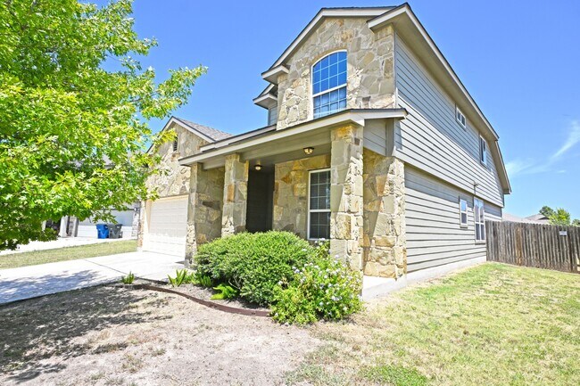 Building Photo - 2231 Hawk Dr