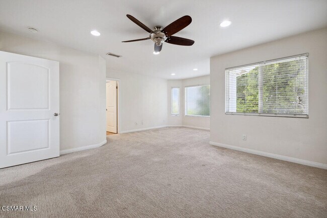 Building Photo - 526 Houston Dr