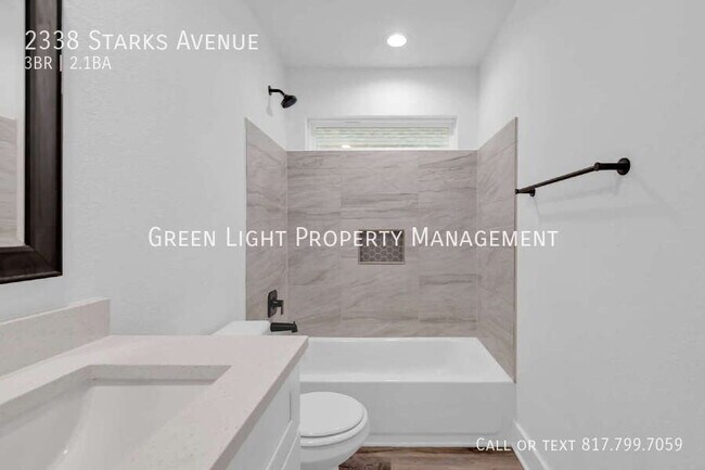 Building Photo - 2338 Starks Ave