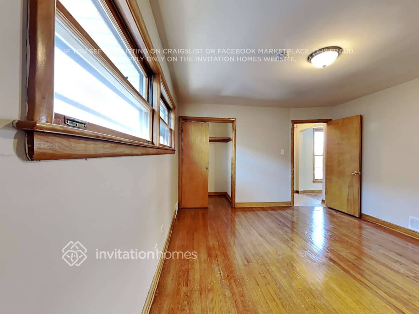 Building Photo - 2645 W 94th St
