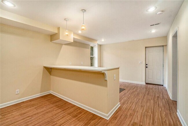 Building Photo - 4893 Delford Ct