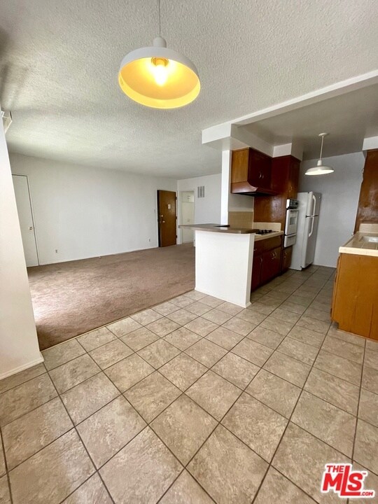 Building Photo - 11727 Mayfield Ave