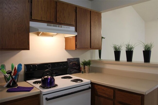 Building Photo - 11611 Rustic Rock Dr