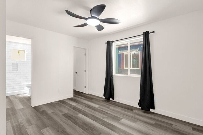Building Photo - BRAND NEW EVERYTHING IN UPTOWN/BILTMORE AREA