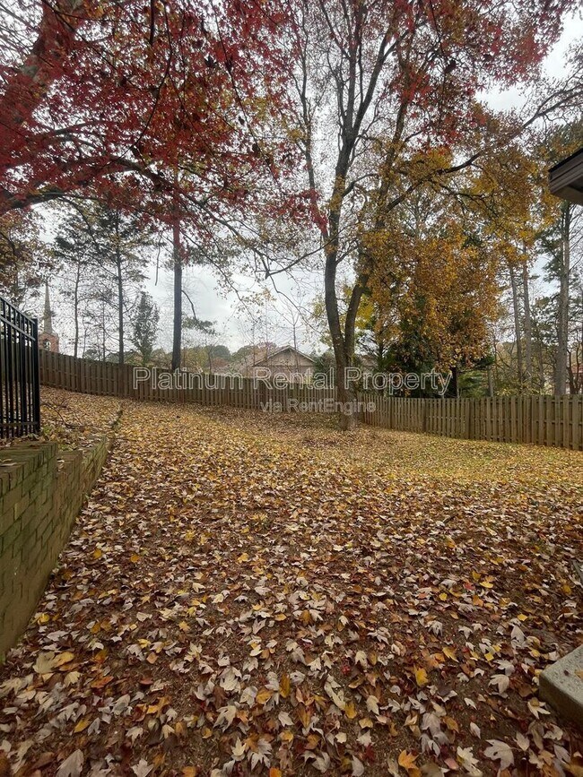 Building Photo - 3665 Orchard St