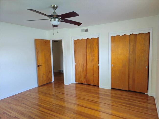 Building Photo - 1369 Whitacre Dr