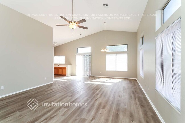 Building Photo - 14459 N 87th Dr