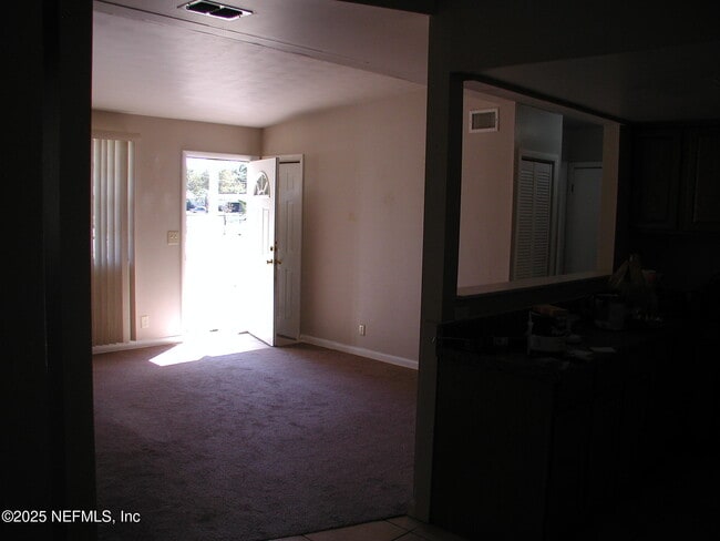 Building Photo - 2500 Congaree Dr W
