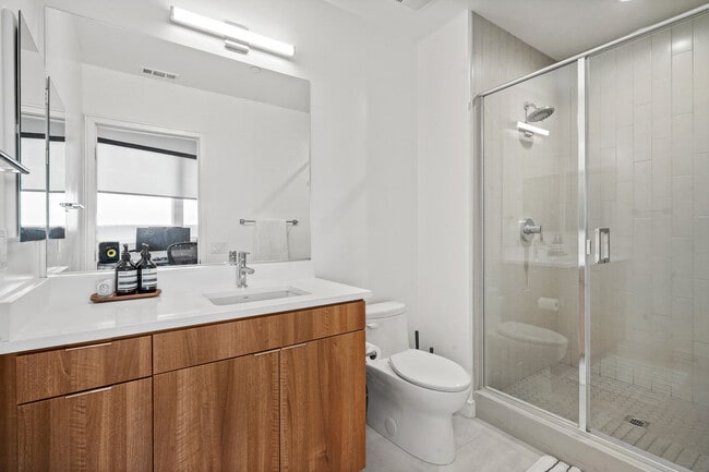 Building Photo - 1122 Panorama Way