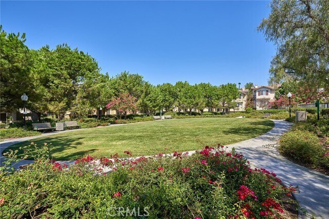 Building Photo - 1139 Elfstrom Dr