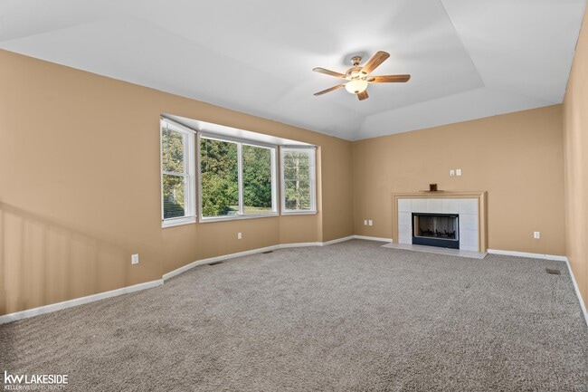 Building Photo - 2199 Edgestone Dr