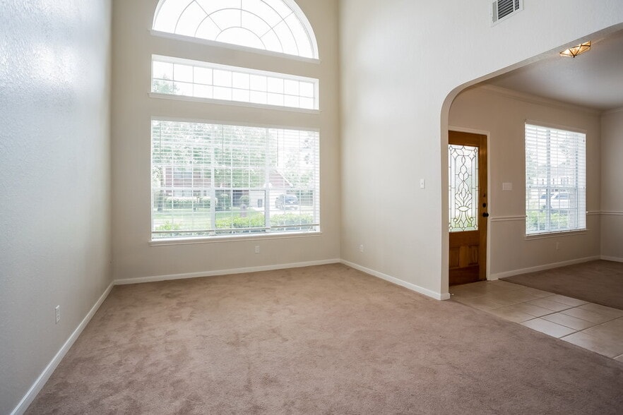 Building Photo - 7714 Danehill Dr