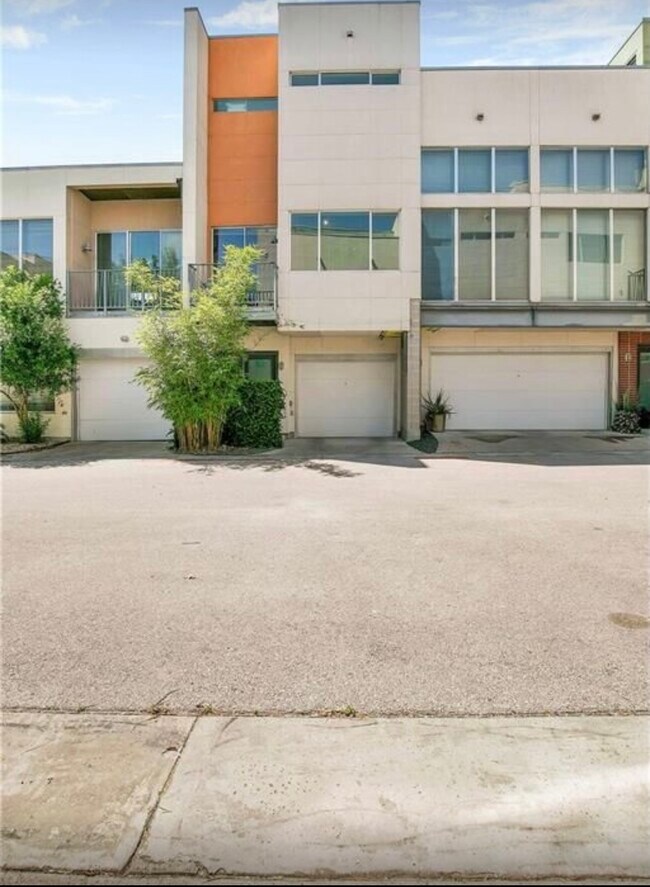 Building Photo - 4801 S Congress Ave