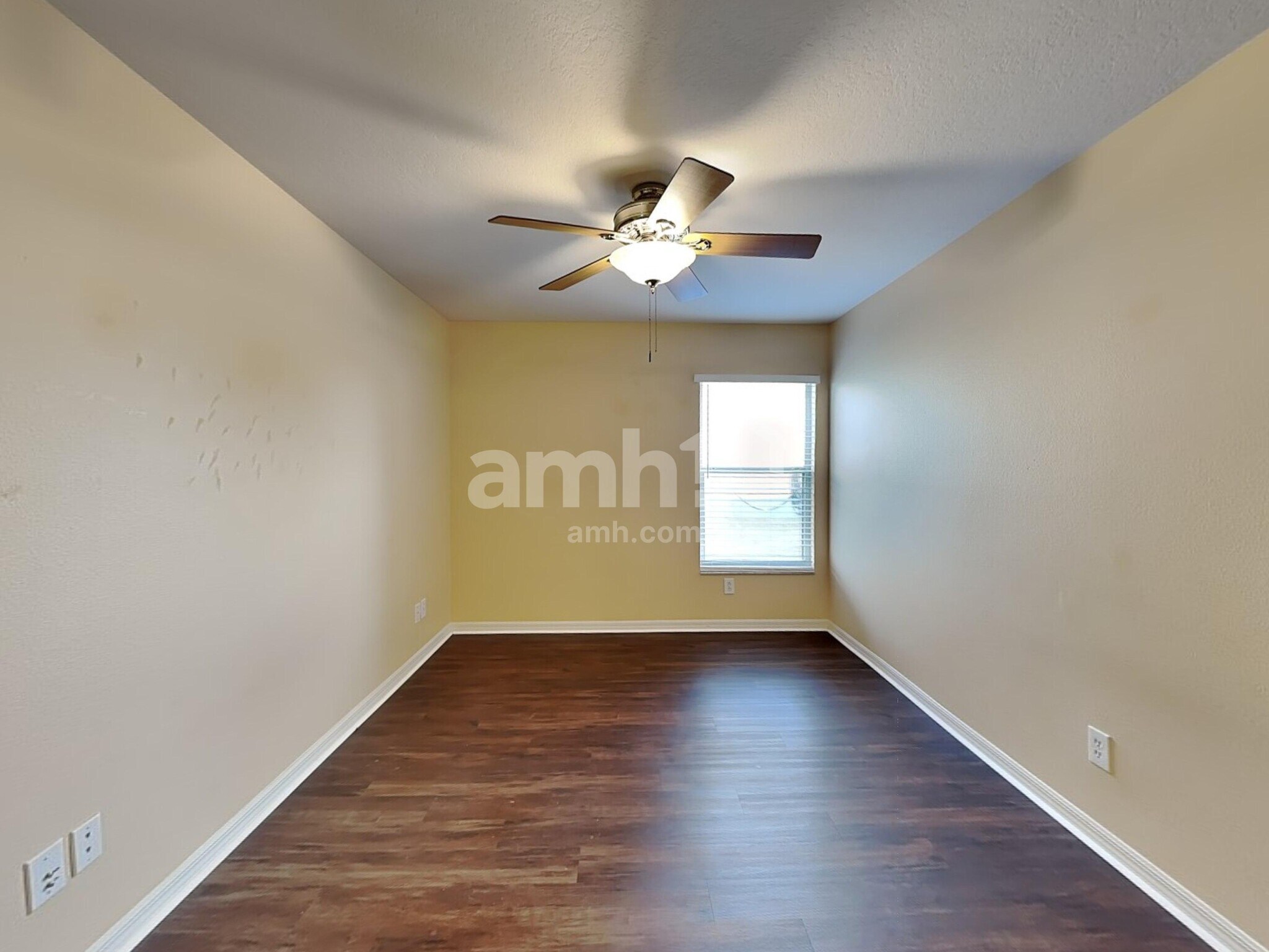 Building Photo - 4021 Kingsfield Dr