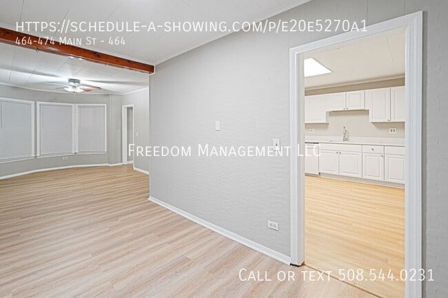 Building Photo - 464-474 Main St-464