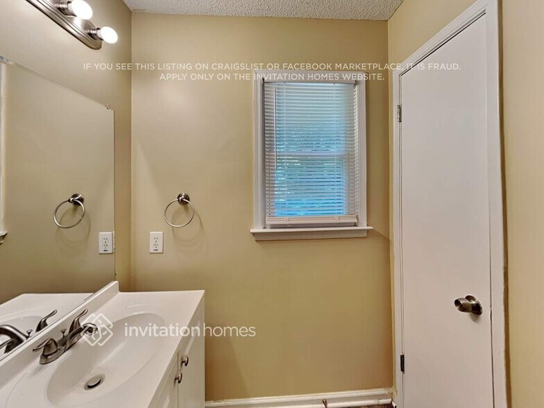 Building Photo - 5532 Concord Cir