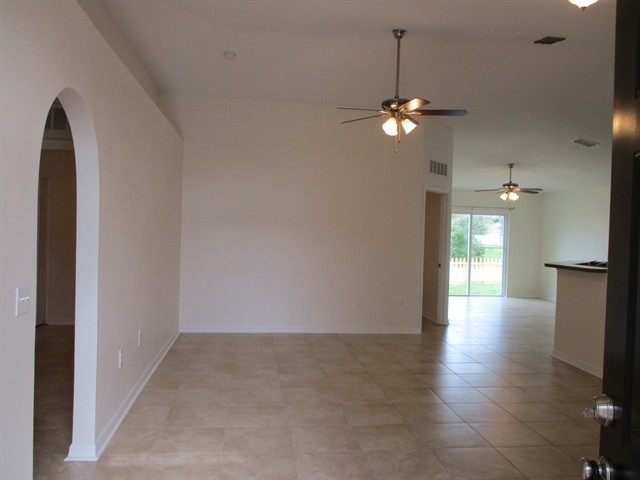 Building Photo - 2201 Pierce Arrow Dr