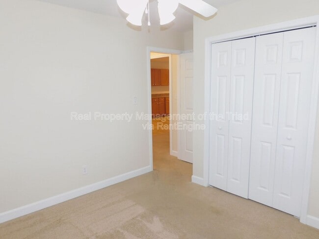 Building Photo - 2831 White Ln