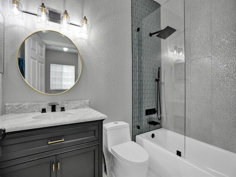 Building Photo - 7917 Tuscany Ct